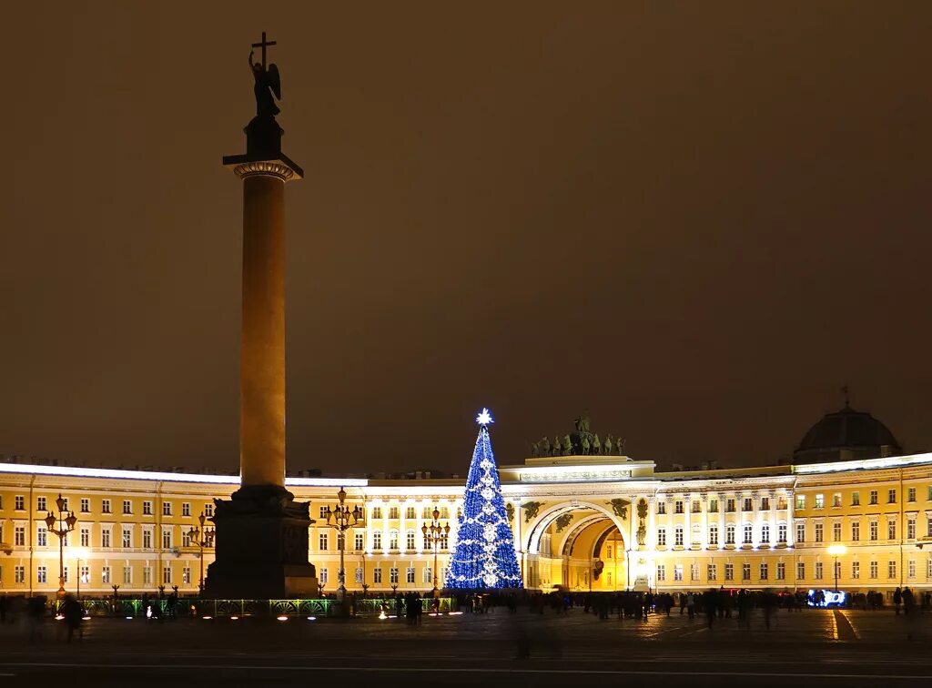 дворцовая площадь в санкт-петербурге елка. новый год на дворцовой отзывы. питер дворцовая площадь фото сейчас 2022. новый год на дворцовой отзывы. новый год на дворцовой отзывы.