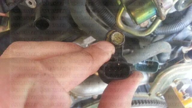 Код ошибки р0335. P0335 форд транзит. p0335 nissan. p0335 ошибка nissan. р0335 ниссан х трейл.