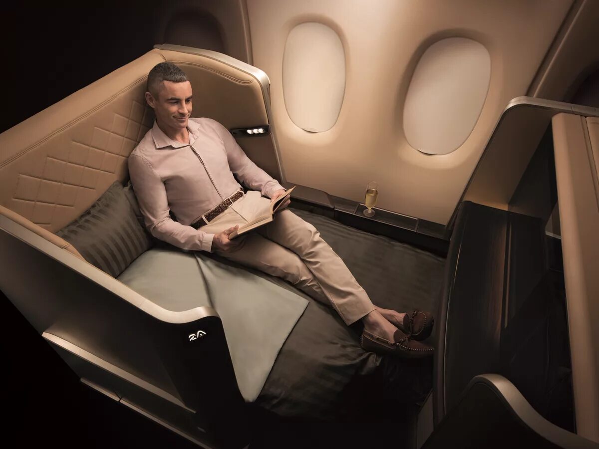 A380 singapore airlines салон. Сингапурские авиалинии сьют. Первый класс emirates a380. Первый класс авиакомпании. Singapore airlines 1 класс.