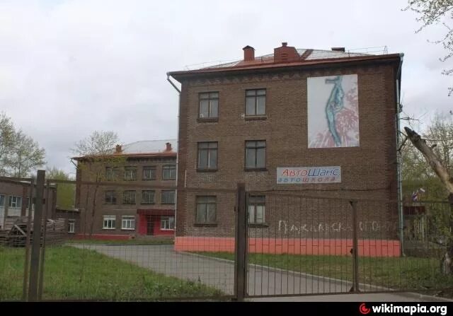 Тольятти, улица Маршала Жукова дом 2. многоквартирный дом