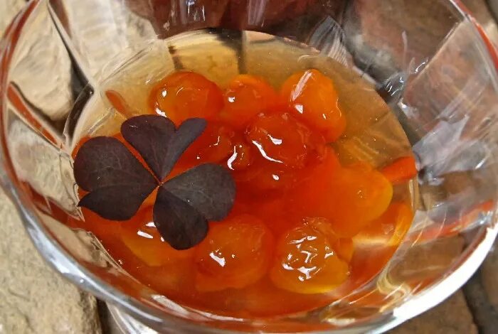 Варенье из черешни с лимоном на зиму. Варенье из желтой черешни. варенье из желтой черешни без косточек. варенье из желтой черешни без косточек на зиму. варенье из красной черешни.