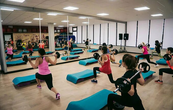 спортзал арена набережные челны. фитетика. оранж фитнес нижнекамск. фитнес клуб нижнекамск. спортзал арсенал нижнекамск.