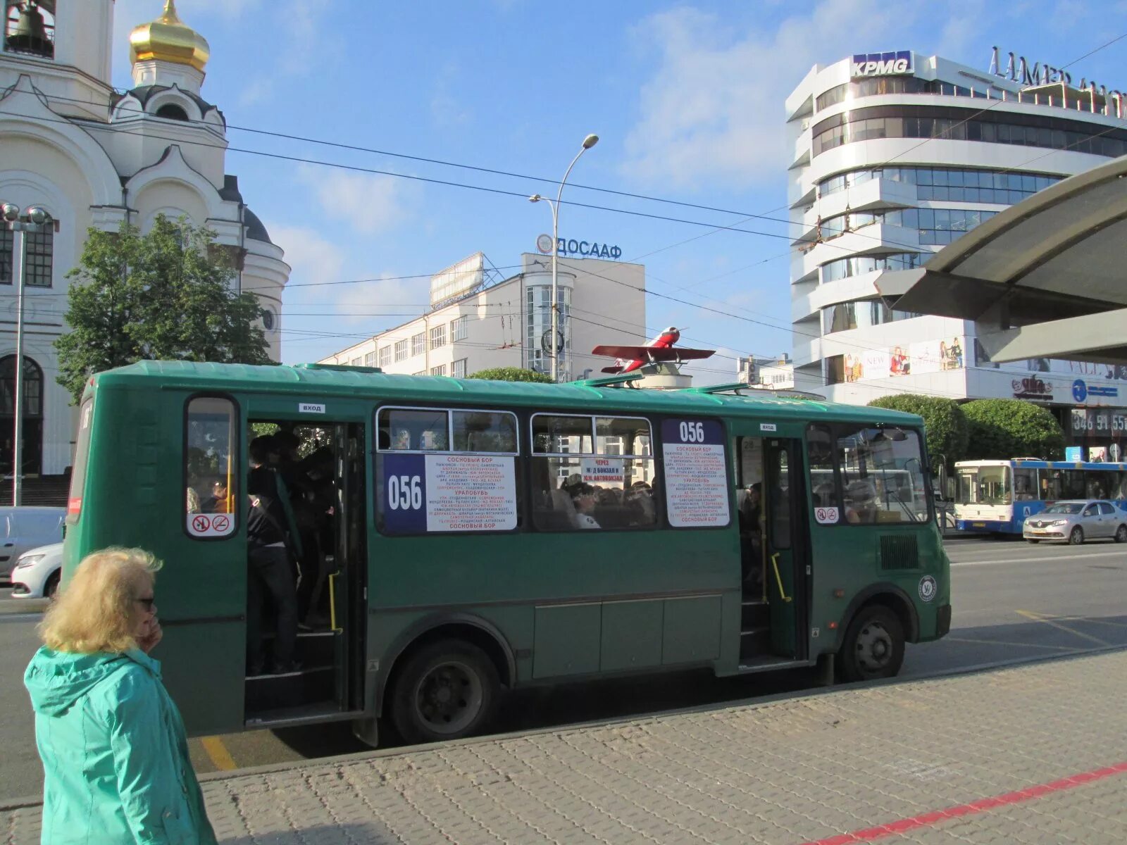 Остановки 59 автобуса екатеринбург. Автобус Екатеринбург. Общественный транспорт Екатеринбург. Маршрутки Екатеринбург. 056 Автобус Екатеринбург.