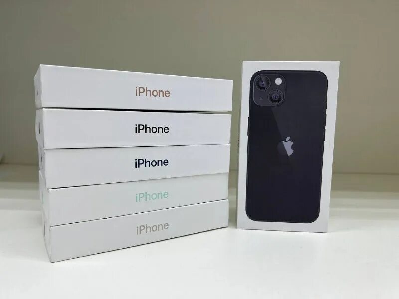 Ай студио казань айфоны. Istudio казань. Магазин айфонов в казани. Мегамолл istudio. Istudio.