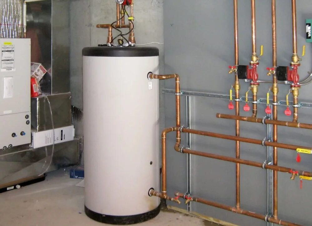 Загрузка бойлера. Бойлеры косвенного нагрева галмет 500 л конструкция. Загрузка бойлера. Схема рециркуляции горячей воды с бойлером косвенного нагрева. Схема подключения расширительного бака к бойлеру косвенного нагрева.