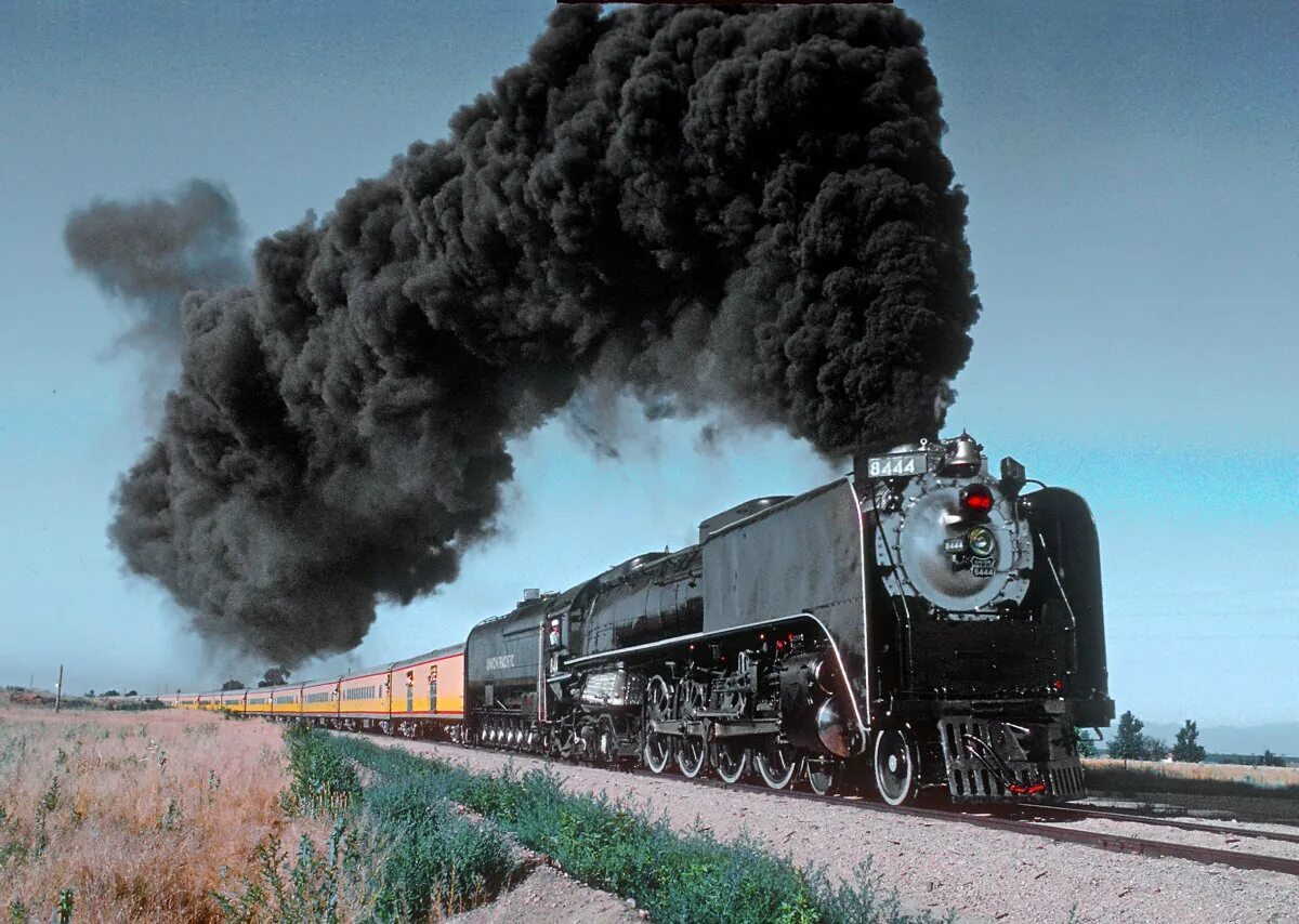 Как называется паровоз. Union pacific 8444 railroad. union pacific corporation history. union pacific railroad кино. американские паровозы.