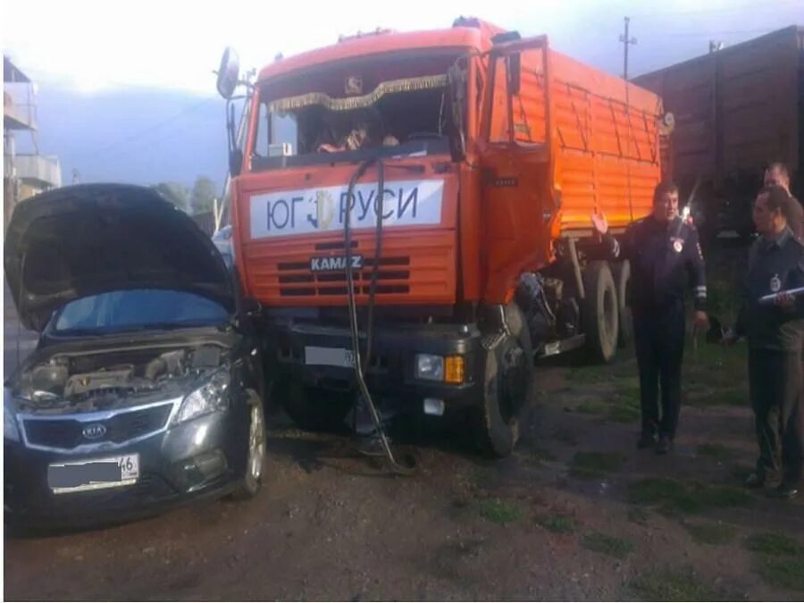 дтп 11 03 22 щигры касторное. камаз 5320 с прицепом. бесплатно курская область камазы. авария камаз курская область. авария камаз курская область.