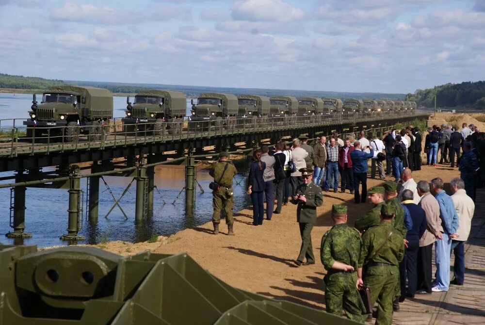 Строительство военной дороги