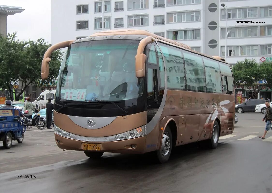 В Узбекистан доставлены 500 автобусов и 300 электробусов Yutong - Новости Mail