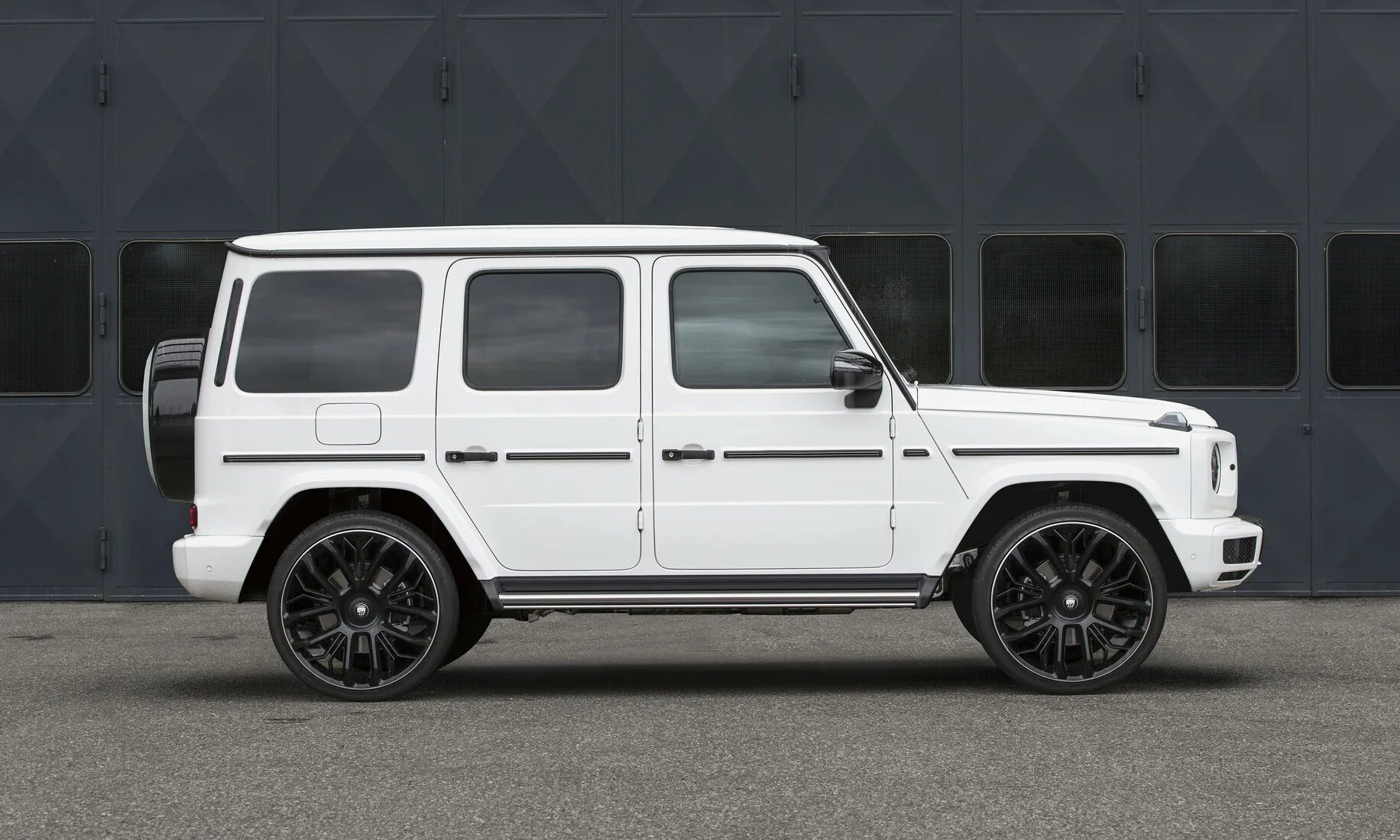 Диски g class. Гелик w464 амг. мерседес g463 r20. диски w463 amg. mercedes w463 диски r22.
