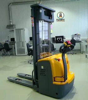 Самоходный штабелер xilin cdd15r en