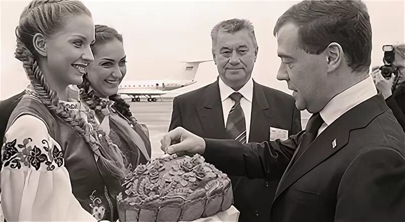 Отношение к медведеву