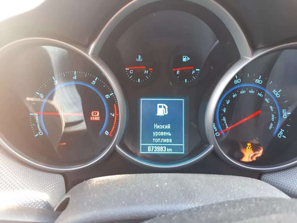 Шевроле круз горит. Бортовой компьютер шевроле круз 1.8. cruze приборная панель ltz. бортовой компьютер шевроле круз 1.6. чек шевроле круз 1.8.