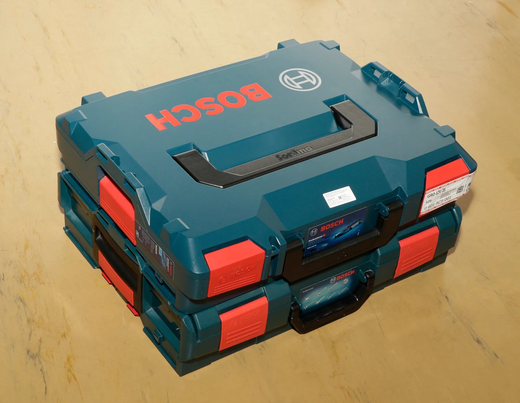 Bosch gro 12v. Аккумуляторный гравер Bosch Gro 12v-35. Гравер Bosch Gro 12v-35. Патрон бош Gro 12v-35 профессионал купить. Bosch Gro 12-35 фото.