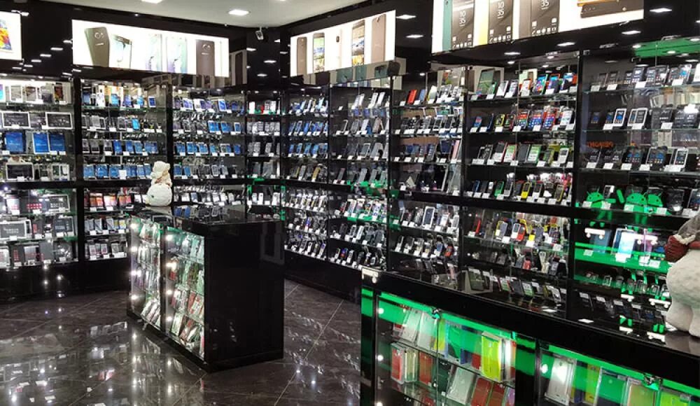 магазины телефонов с доставкой на дом. сотовый магазин. интерьер магазина аксессуаров для мобильных. магазин телефонов. магазин сотовой связи.
