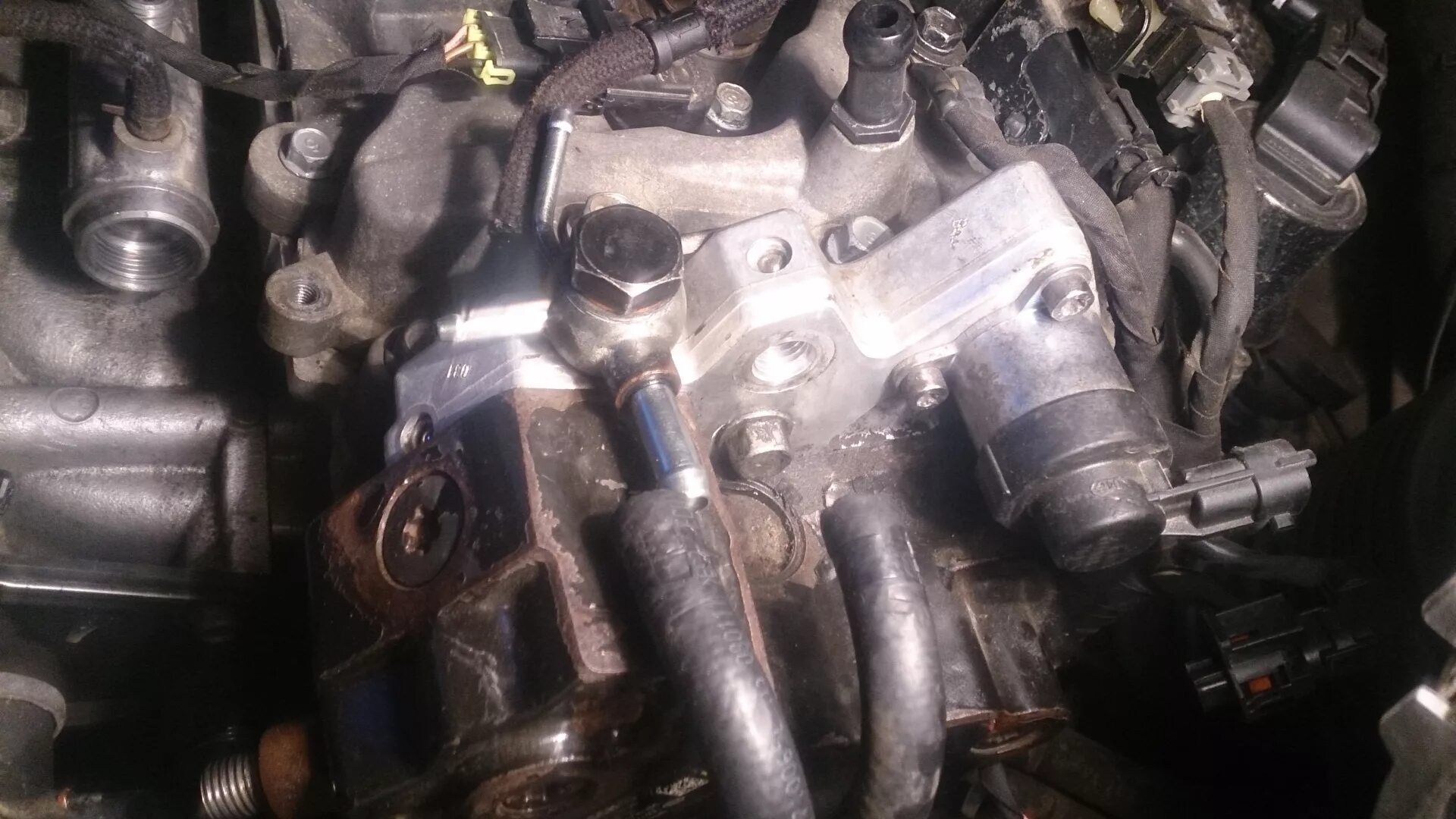 2. 5. Санта фе глохнет на ходу. Санта фе глохнет на ходу. 4 заводится и глохнет причина.