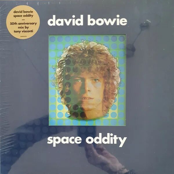 Bowie space oddity. David Bowie Space Oddity 1969. Space Oddity David Bowie обложка. Боуи Space Oddity. David Bowie Space Oddity альбом.