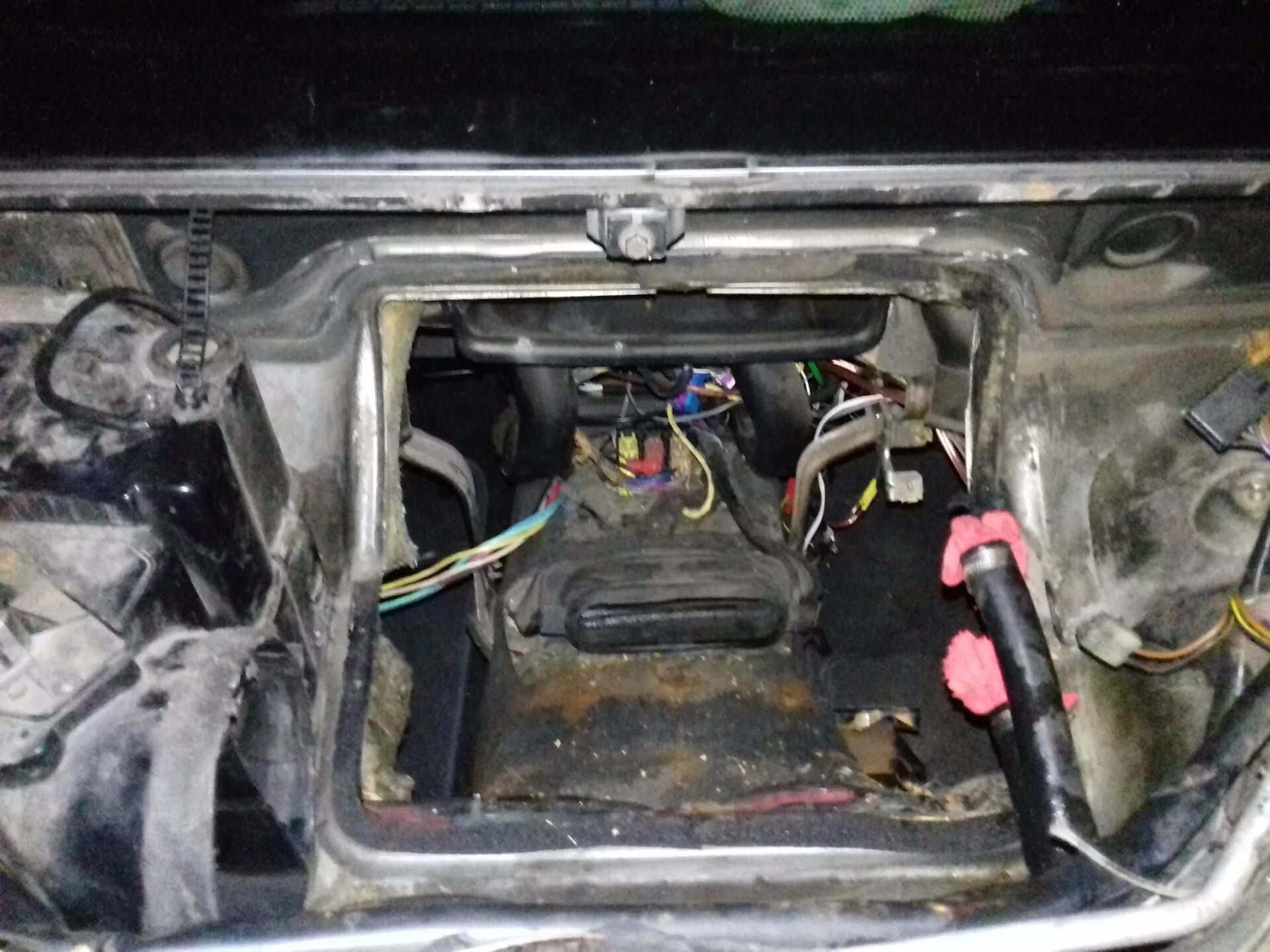 Как заменить радиатора печки ауди замена радиатора печки Audi 80 (B3), 1,8 л, 1989 года своими руками DRIVE2