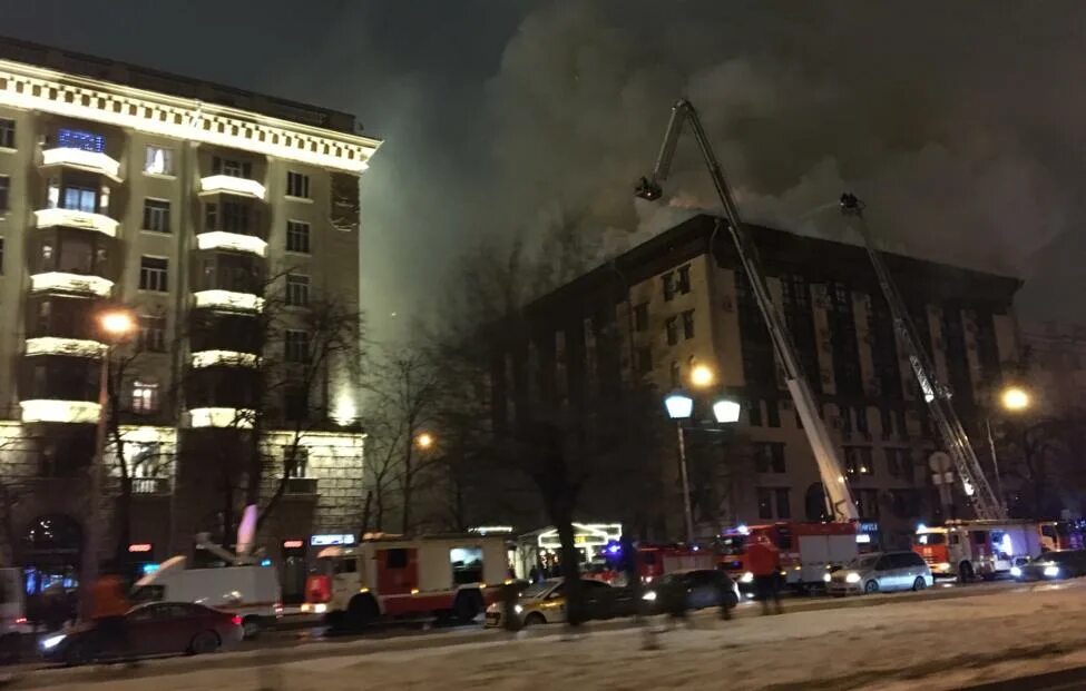 Пожар на ленинградском 60. Пожар на ленинградском проспекте. Пожар на ленинградском 60. Мосгоргеотрест ленинградский проспект 11. Пожар на ленинградском вокзале сейчас.