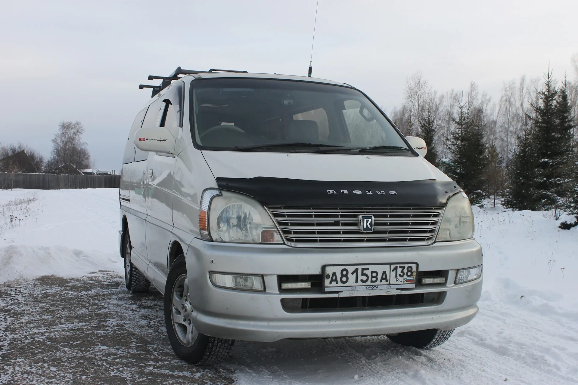 Toyota hiace 2001 года. Тойота хайс 2001 года. Toyota grand hiace. Тойота хайс 2001 года. Тойота гранд хайс 2001.