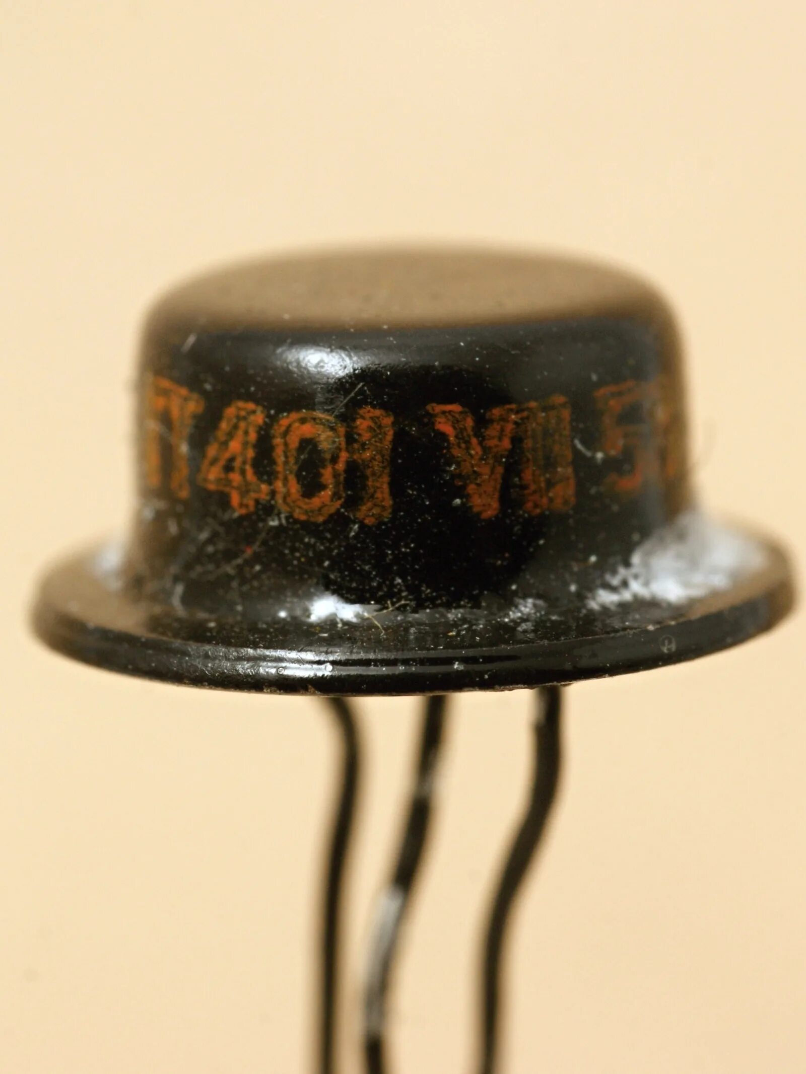 Bell labs транзистор 1948. Первые транзисторы. Транзистор старый. Bell labs изобрели транзистор 1948. Транзистор п4.