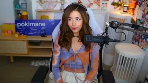 Pokimane wardrobe malfunction nsfw