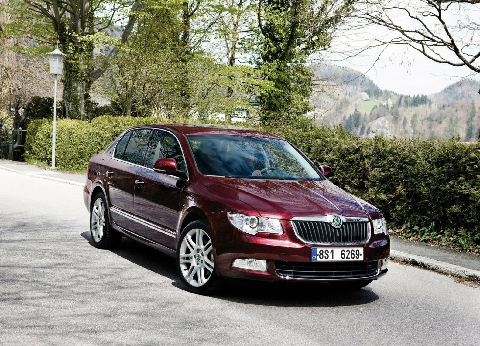 Объем шкода суперб. Шкода суперб 2. шкода суперб ii (2008). шкода суперб 2008. skoda superb 2014.