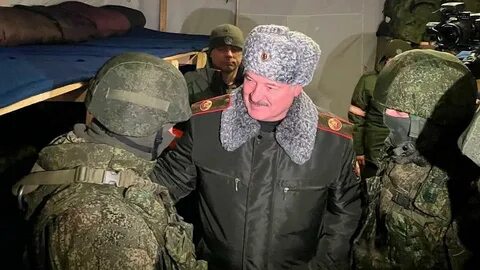 Лукашенко военное положение