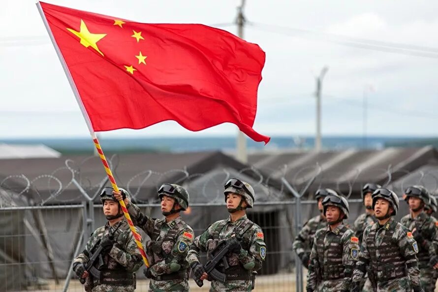 Флаг НОАК КНР. Китайские военные. Китайская армия. Национальная безопасность КНР.