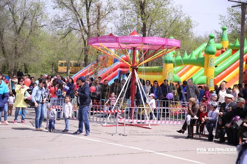 Союз республика калмыкия элиста парк дружба фото Весна в Калмыкии, апрель 2019