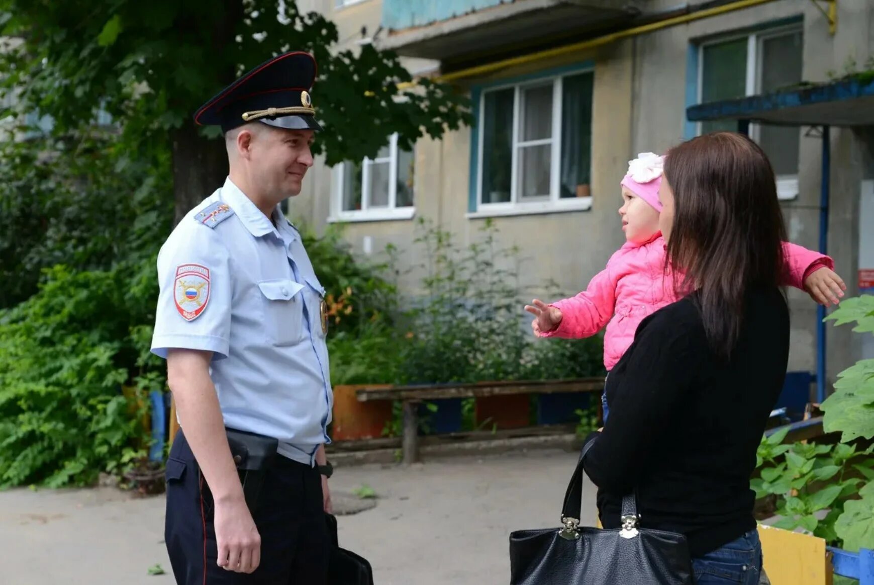 Предупреждение преступлений участковыми полиции. Участковый уполномоченный. участковый уполномоченный полиции. участковый полиции. участковым уполномоченным полиции.