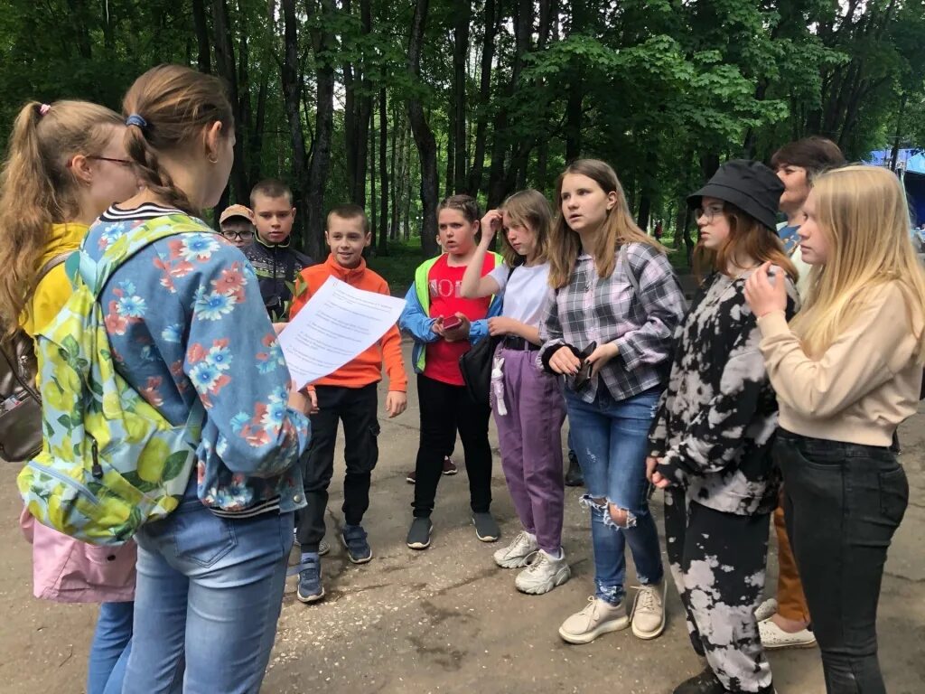 День г осташков. День города осташков. Осташков в мае. Осташков дождь. Открыли памятник.