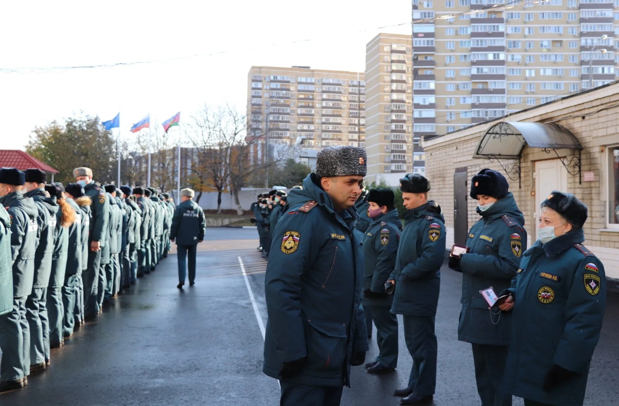 Когда переходят на зимнюю форму. Зимняя форма мчс. переход на зимнюю форму одежды мчс. мчс 1996 зимняя форма.