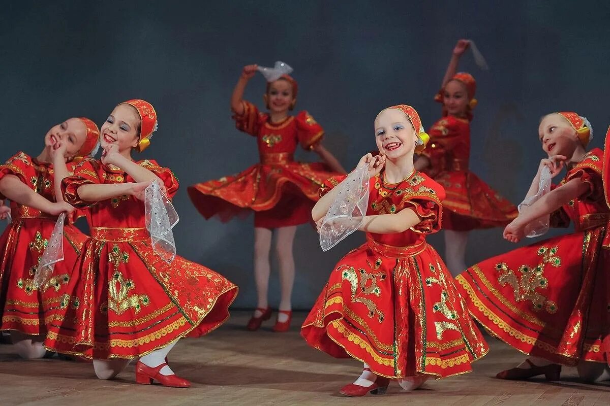 Национальные народные танцы. Народные танцы. Народные танцы для детей. Русско народные танцы. Народно-сценический танец.