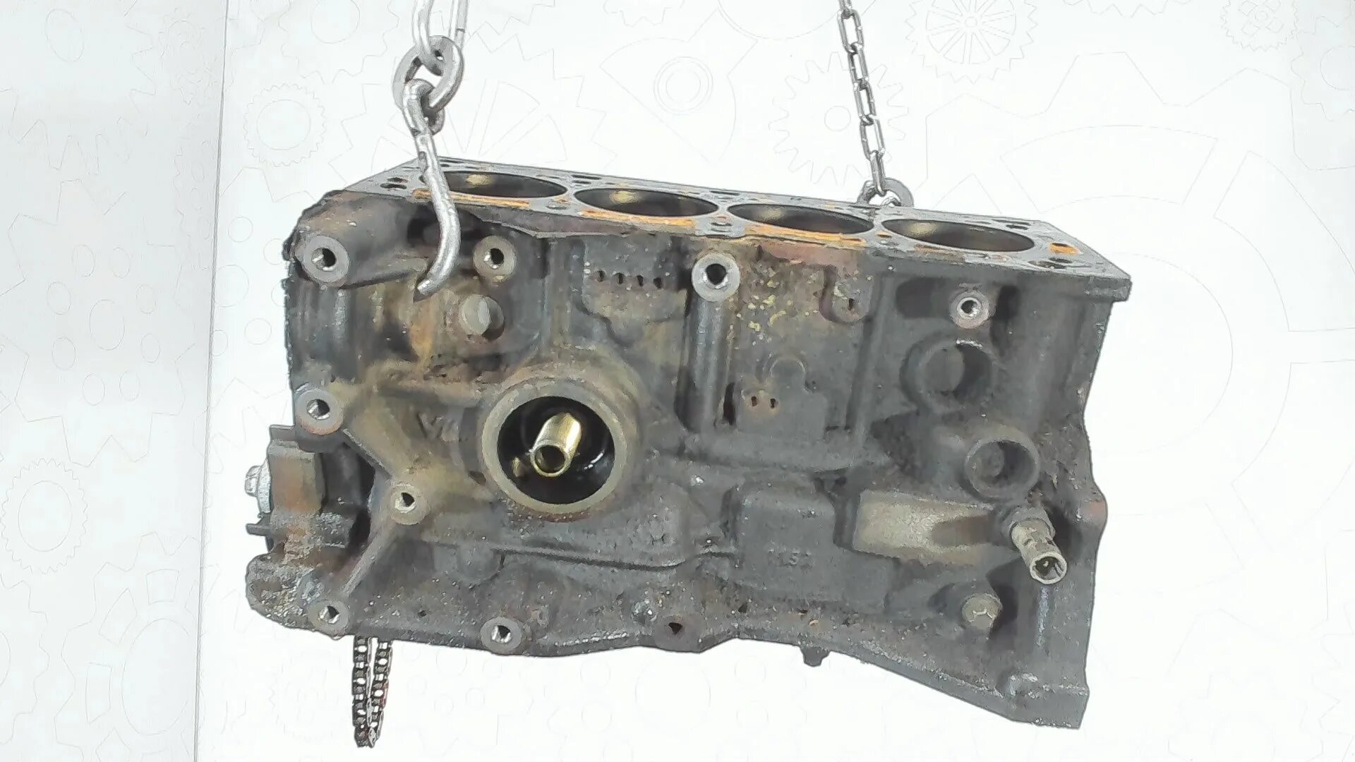 Головка блока рено меган 2 1. Блок цилиндров рено меган 2. Renault megane 2 блоки цилиндров. 7701479054 блок цилиндров логан. Головка блока цилиндров рено меган 2.