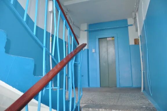Камеры улиц подъездов. Суворовский улица подъезд. Почта в подъезде. Волжский подъезд. Суворова 35 2 подъезд.