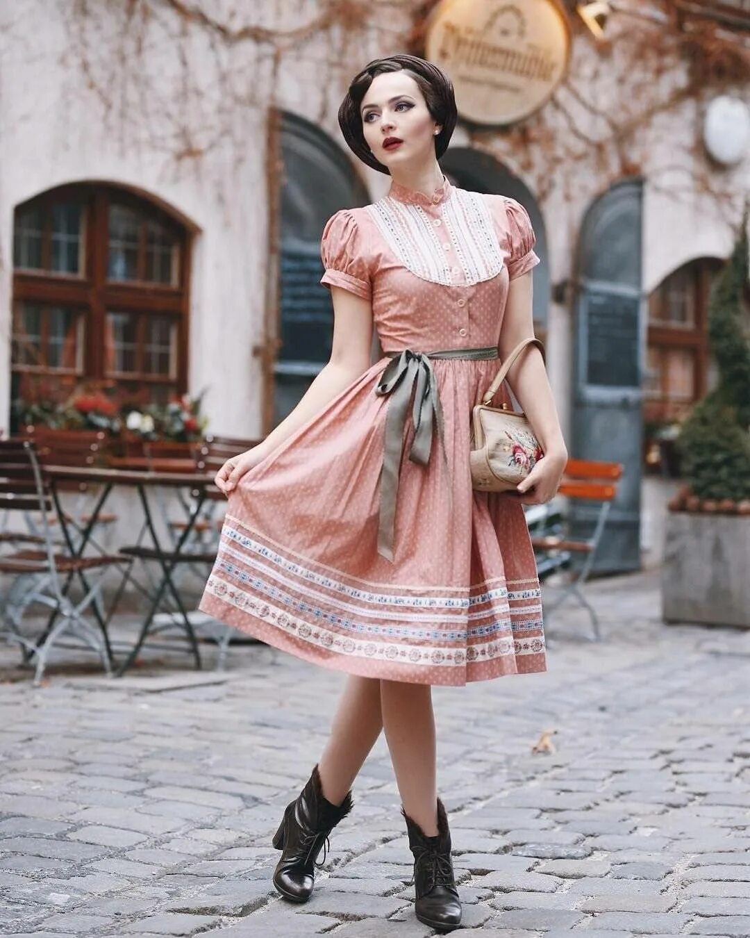 Платье винтаж 50е. Стиль винтаж в одежде. Retro fashion. Ретро стиль женской одежды. Фиона кэмпбелл-уолтер.