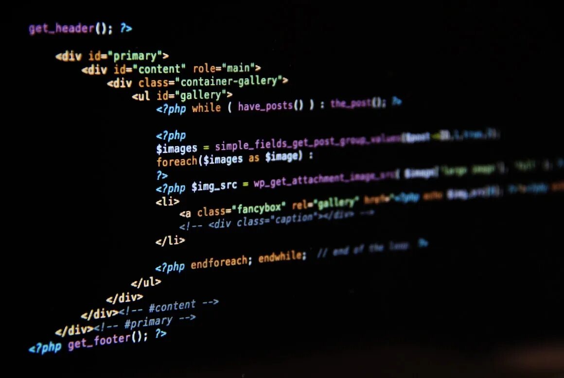 Php запуск скрипта. Php код. коды программирования php. php программирование. программный код php.