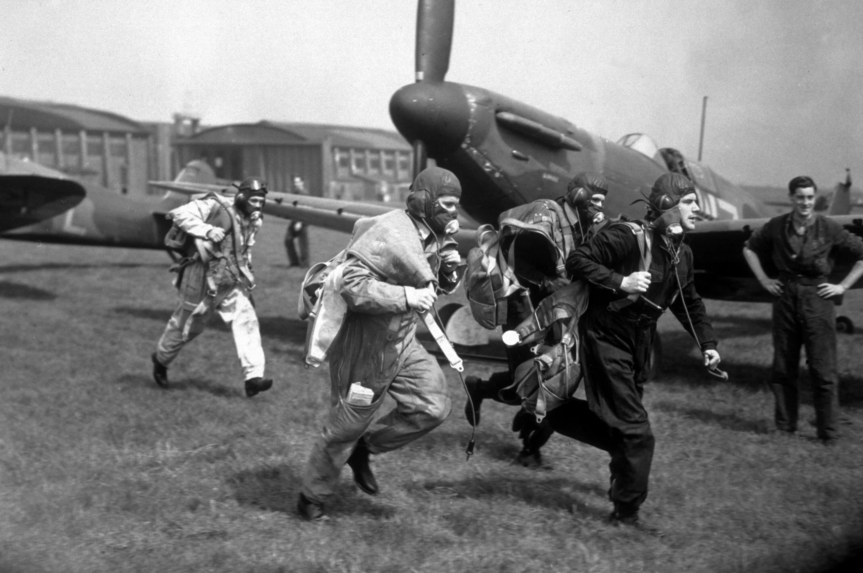 Воздушное нападение. Битва за Британию 1940. Битва за Британию (июль 1940 — май 1941). Воздушная битва за Британию.