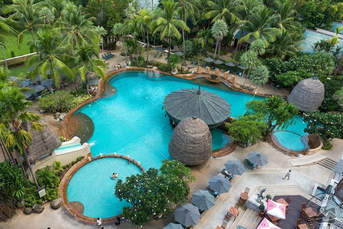 Мовенпик отель пхукет. Penthouse plunge pool villa номер 72 paradox resort phuket 5*. Movenpick пхукет карон. Movenpick таиланд. Movenpick таиланд.