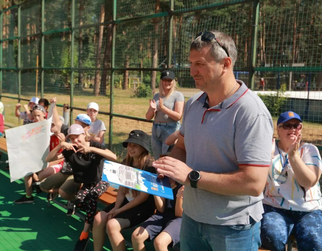 Лагерь город спорта дзержинск. Город спорта Дзержинск лагерь. Детский спортивный лагерь. Детский городской лагерь. Детский лагерь Строитель.