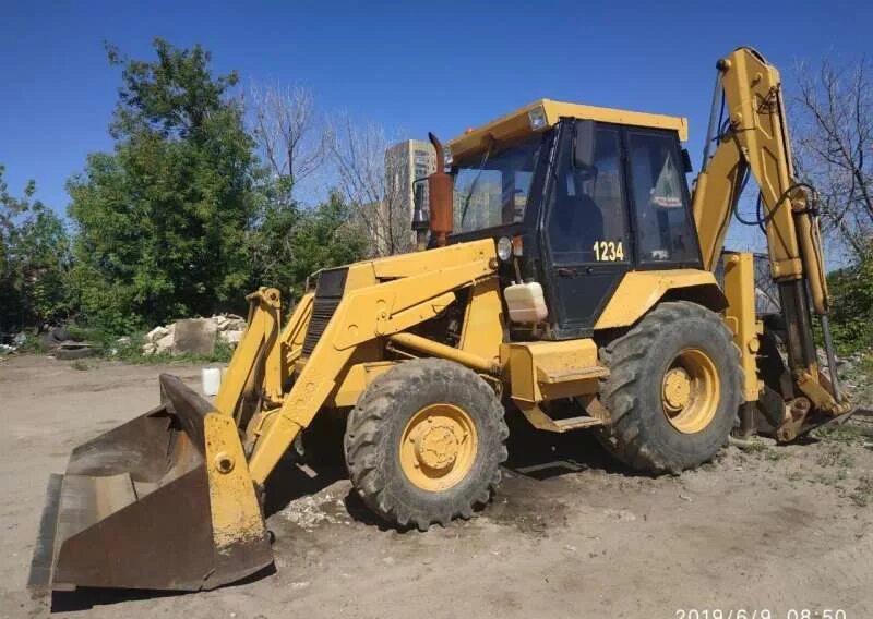 23b. Экскаватор-погрузчик амкодор 732. Российский трактор погрузчик. Ghjlfv nhfrnjh gjuhepxbr rjvfnce dj dkjlbdjcnjrt. Экскаватор атек 999.