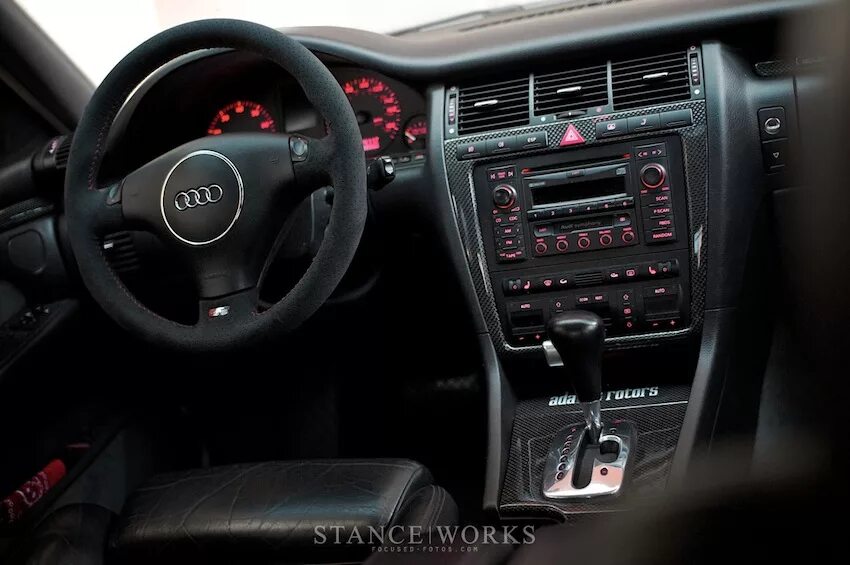 Ошибки ауди а8 д2. Audi s8 d2 салон. ауди а8 д2 максимальная комплектация. audi a8 d2 салон. ауди s8 d2 салон.