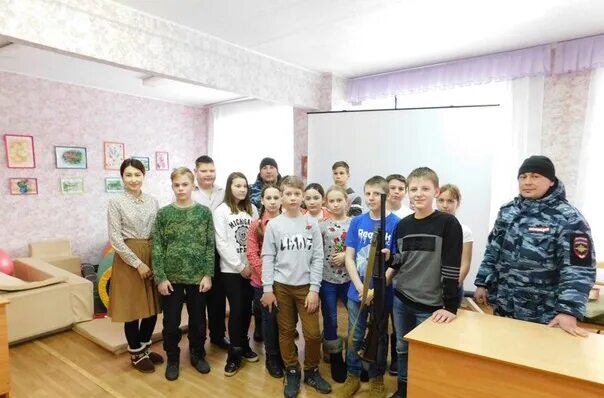 Благотворительный центр помощи детям «радуга». Логотип радуга омск благотворительный фонд. Центр социальной помощи радуга бугульма. Бугульминский центр радуга. Центр социальной помощи радуга.