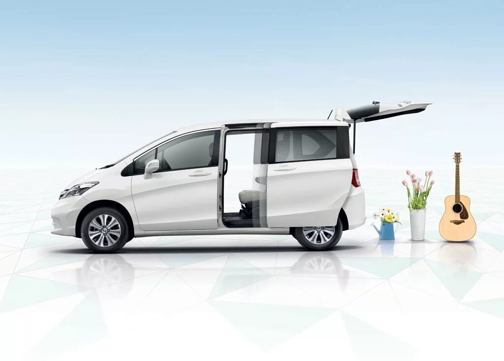 Honda freed кузова. Honda freed 2017 габариты. Хонда Фрид Спайк клиренс. Honda freed клиренс. Хонда Фрид 2 поколение.