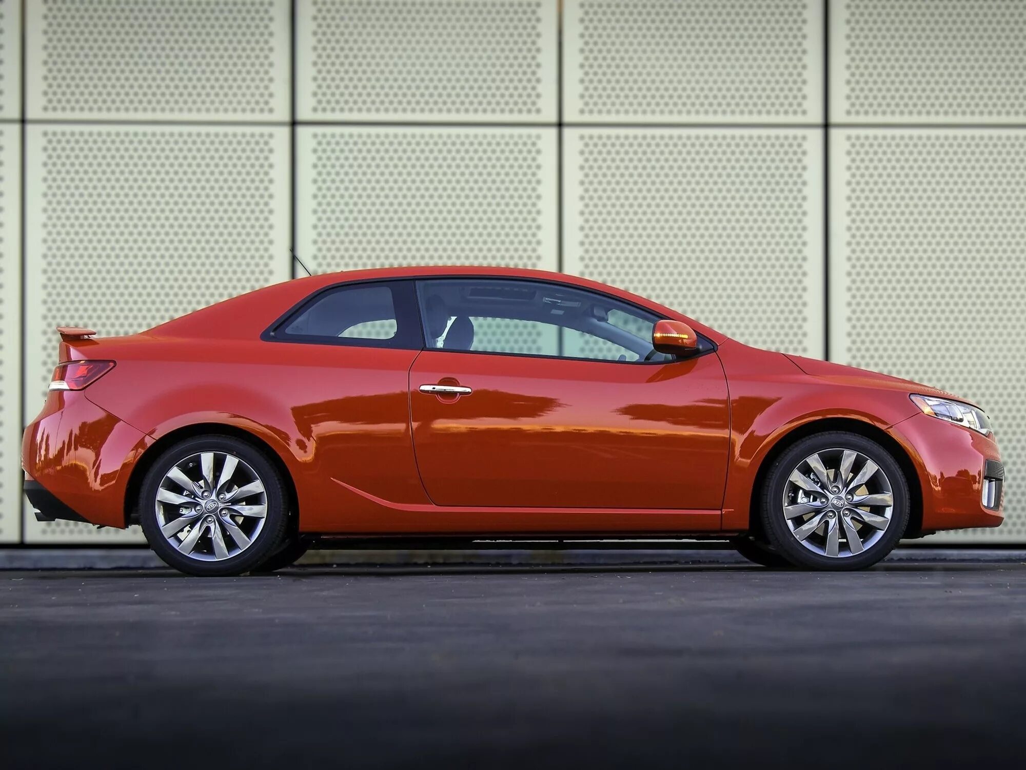 Kia cerato koup. Kia forte koup. киа церато коуп. Kia cerato koup 2013. Kia forte koup.