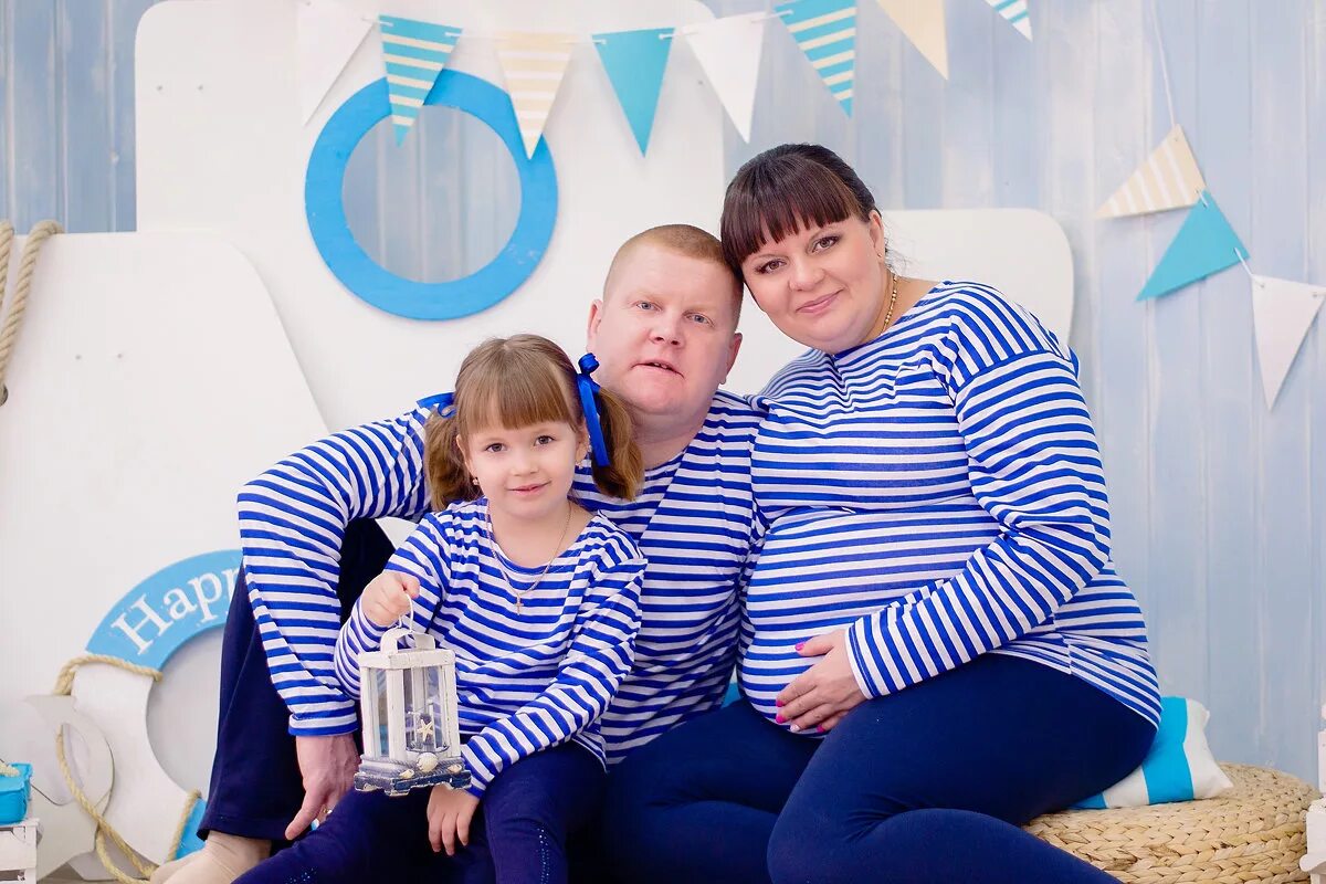 Семья моряка. Семья моряков. Мой папа моряк. Семья моряков. Отец моряк.