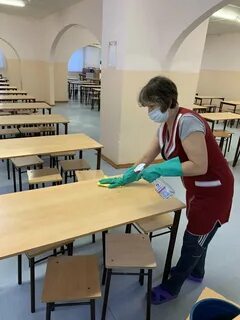 Уборка учебных помещений проводится