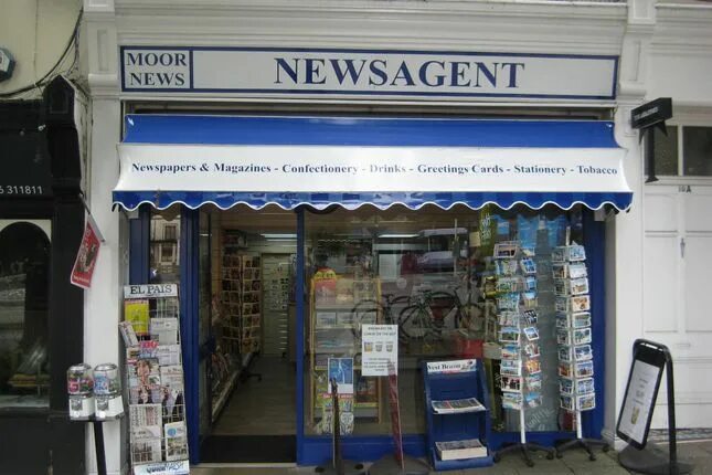 Newsagent's картинка. Newsagent's перевод. Newsagent's транскрипция. Newsagent примеры. Newsagents перевод