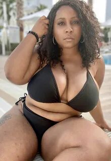 Grown Women, Chubby Ladies, Plus Size Bikini, Beautiful Black Women, Beauty...